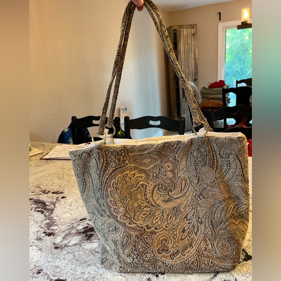 Lulu Shoulder Strap Hand Bag w/ Paisley Material - Picture 3 of 6